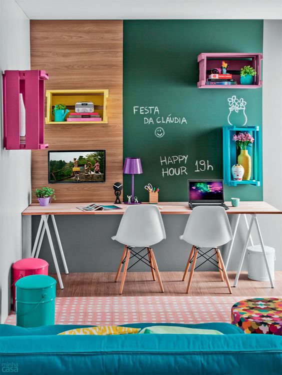 Parede de lousa dá um visual diferente (Foto: Reprodução)